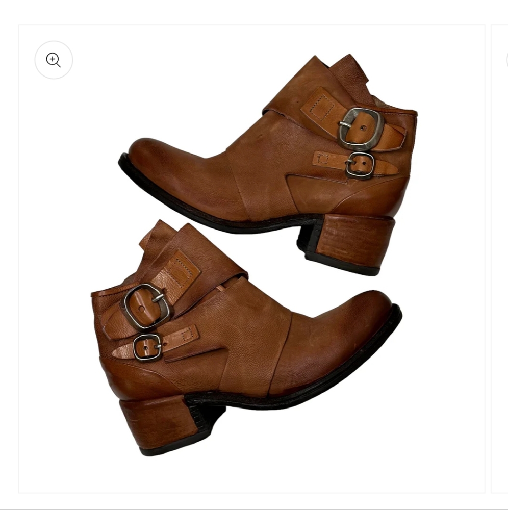 Women's Brown Sundace Olin Boots Black